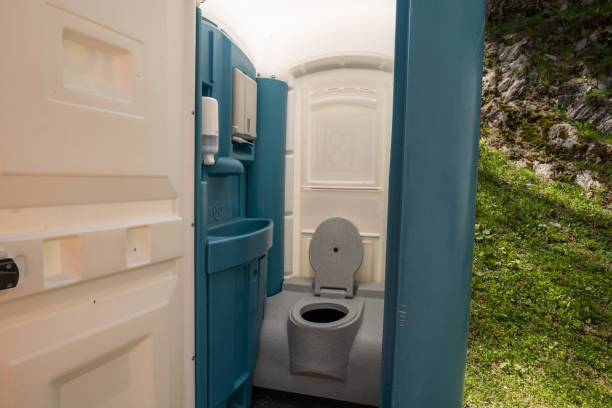 Best Porta potty delivery and setup  in Sanford, NC