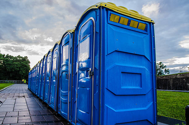 Best Portable restroom trailer rental  in Sanford, NC